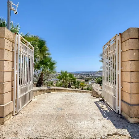 Willa Ghar Ilma Iv Santa Luċija