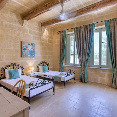 Willa Ghar Ilma Iv Santa Luċija